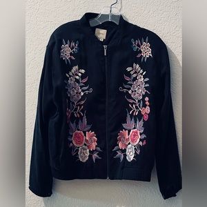 A.Moss. XS bomber jacket, embroidered floral,‎ zip up, black